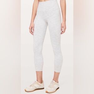 FLAWED - Lululemon Wunder Under High-Rise 7/8 Tight *Luxtreme 25", sz 8